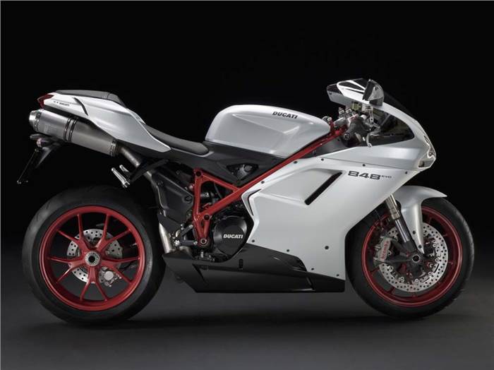 2013 Ducati line-up unveiled  